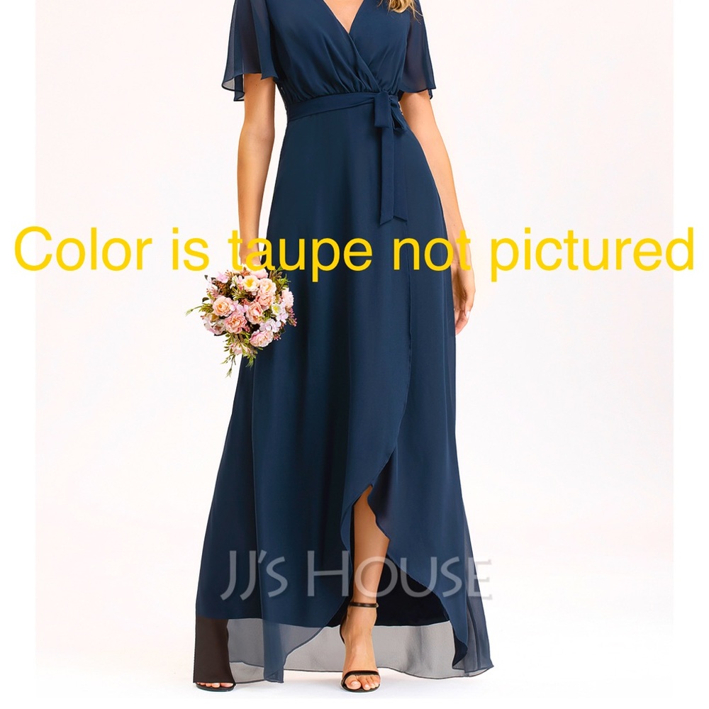 JJ’s house dress - never worn except to try on!